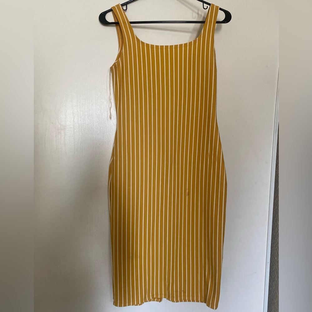 Popular Basics Striped Yellow Midi Dress Size M